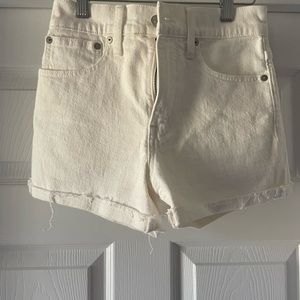 Madewell High rise denim shorts size 24